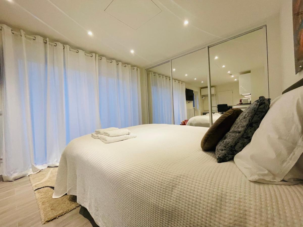 Prachtig Guesthouse Met Gratis Parkeren Maasmechelen Ngoại thất bức ảnh