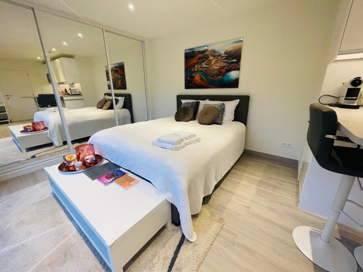 Prachtig Guesthouse Met Gratis Parkeren Maasmechelen Ngoại thất bức ảnh
